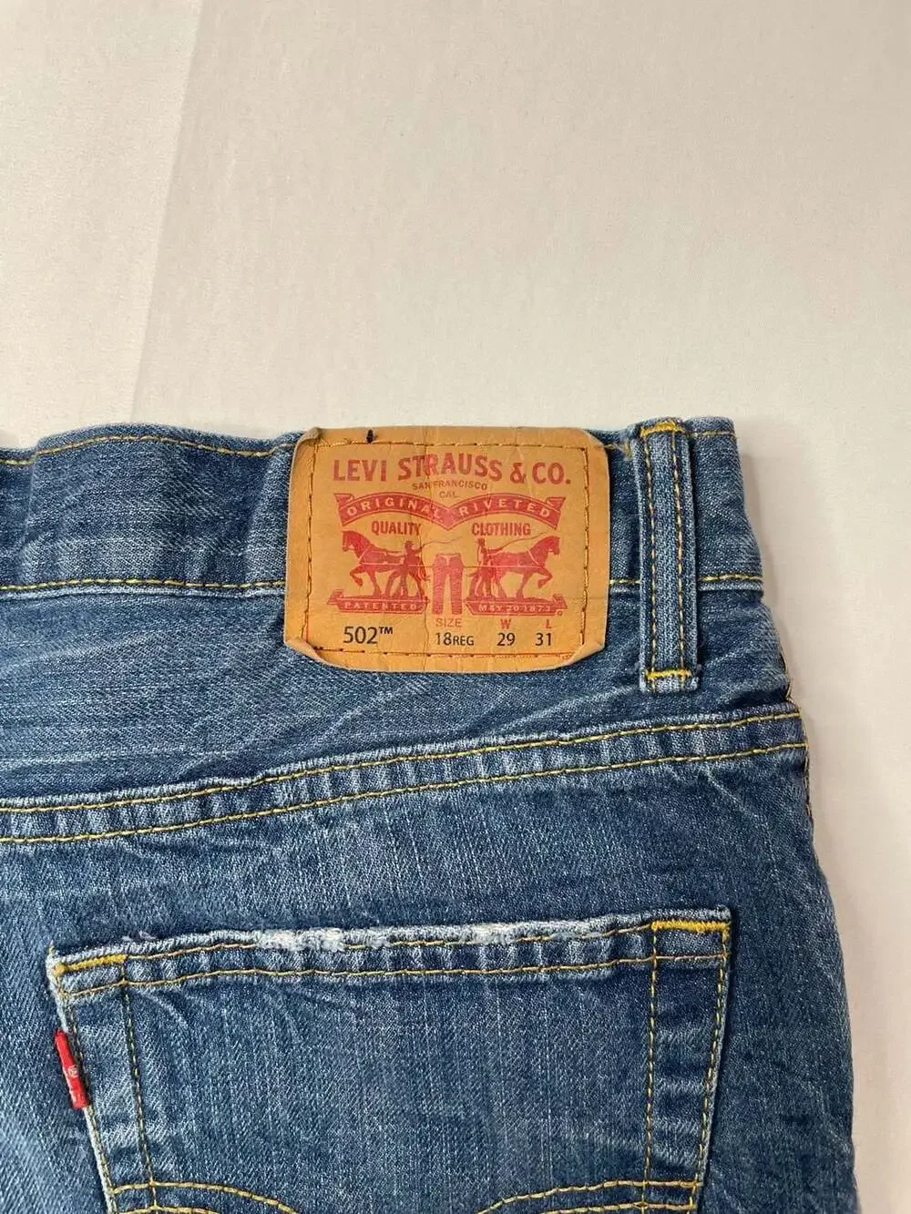 Levi's 502 Regular Taper Distressed Denim Jeans Size 18 REG (W29 L31)
